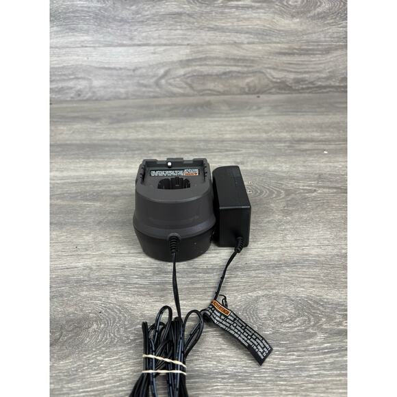 Ryobi 18V ONE+ P118B Lithium-Ion Battery Charger - Picture 4 of 7